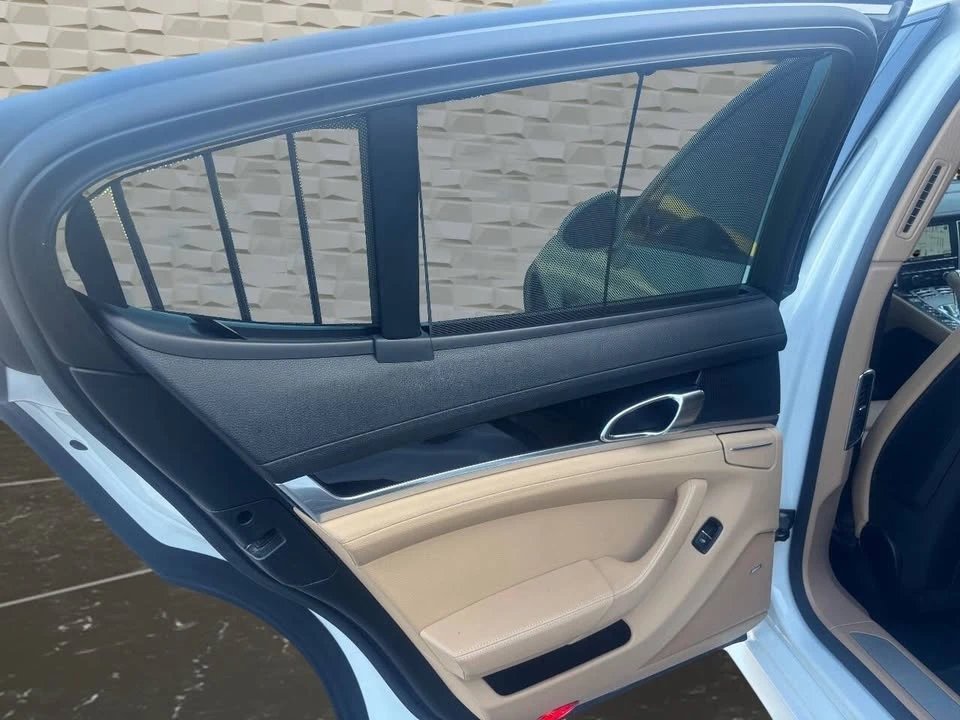 2015 Porsche 970 Panamera - Image 13 of 20