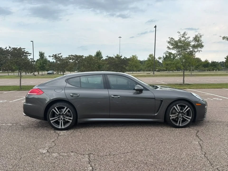 2015 Porsche 970 Panamera - Image 2 of 20