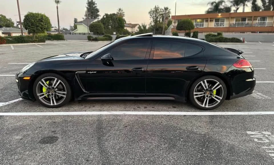 2015 Porsche 970 Panamera - Image 3 of 13