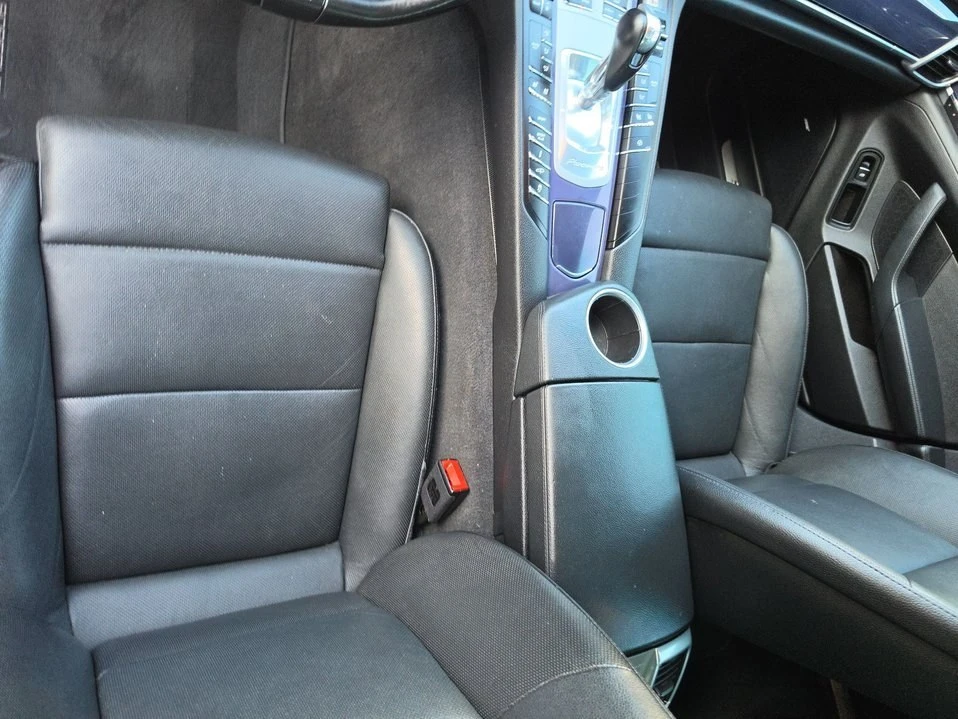 2015 Porsche 970 Panamera - Image 16 of 20