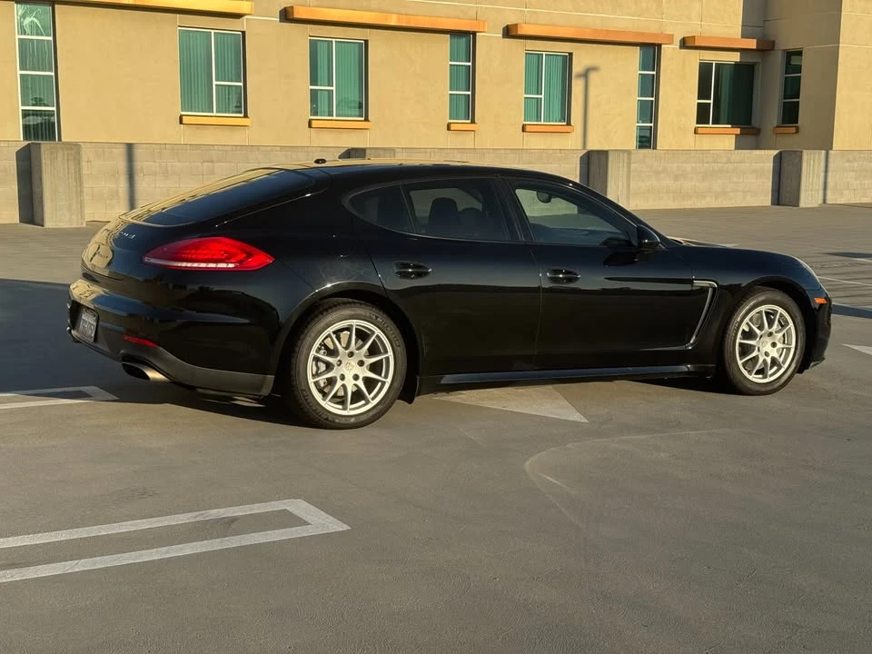 2015 Porsche 970 Panamera - Image 10 of 20