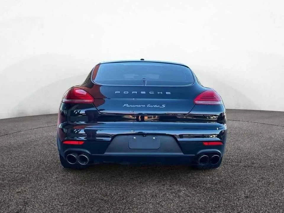 2015 Porsche Panamera - Image 2 of 10