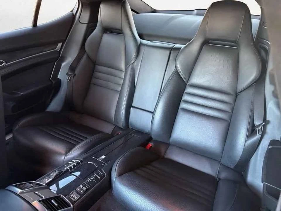 2015 Porsche Panamera - Image 9 of 10