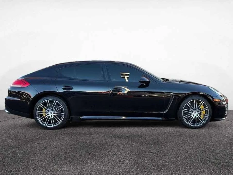 2015 Porsche Panamera - Image 5 of 10
