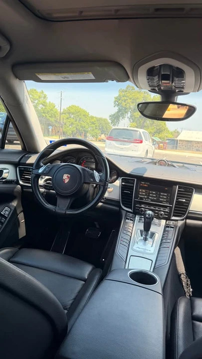 2015 Porsche 970 Panamera - Image 18 of 20