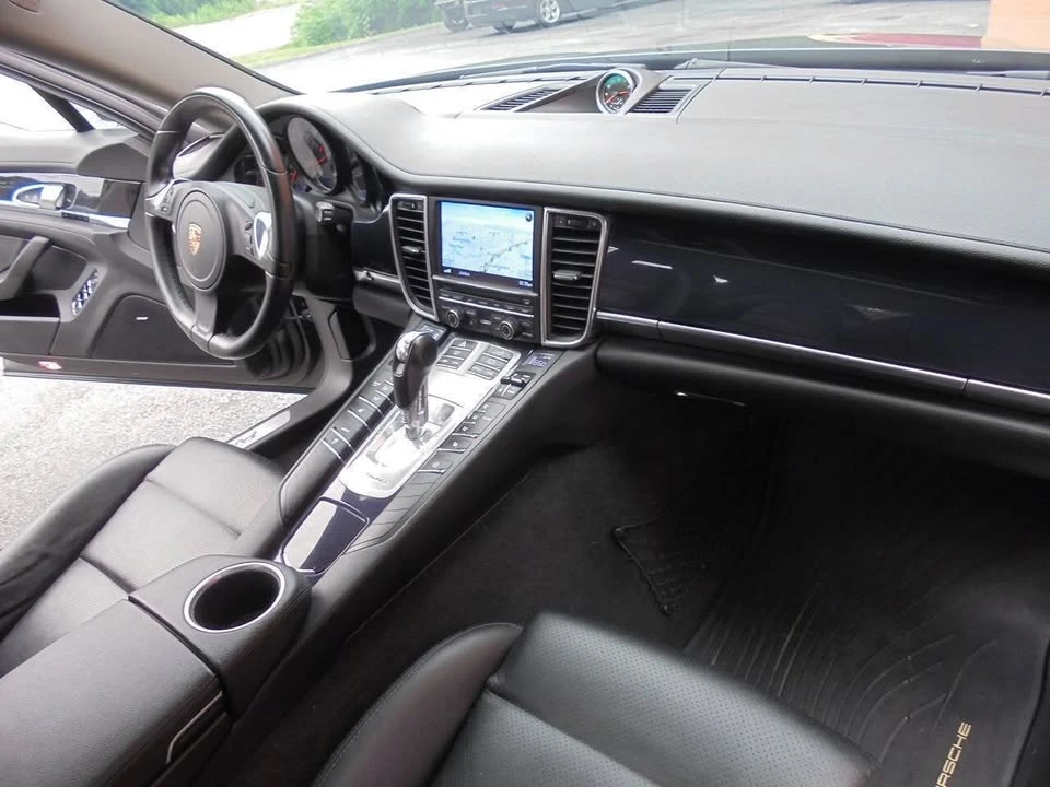 2015 Porsche 970 Panamera - Image 17 of 20