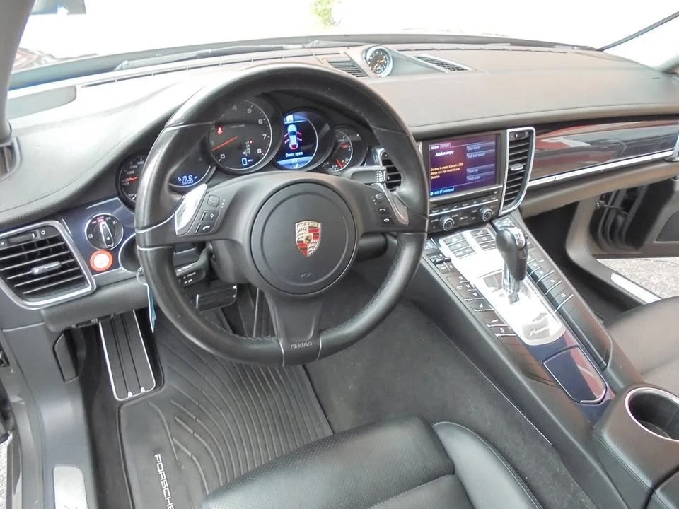 2015 Porsche 970 Panamera - Image 8 of 20