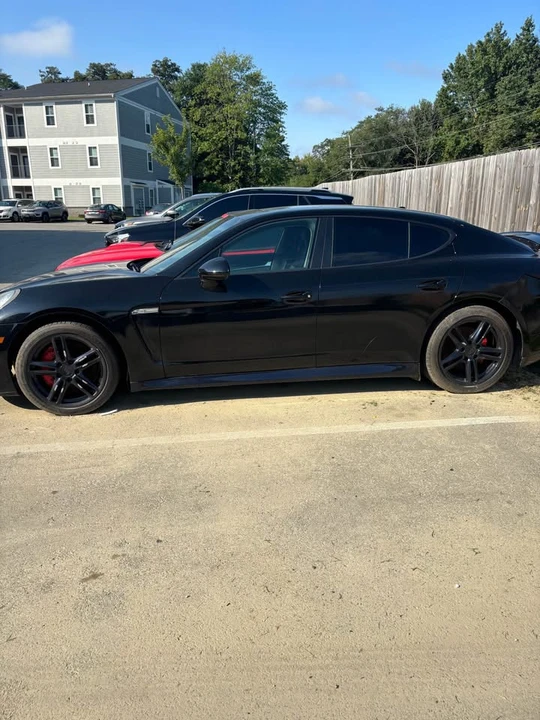 2015 Porsche 970 Panamera - Image 2 of 4