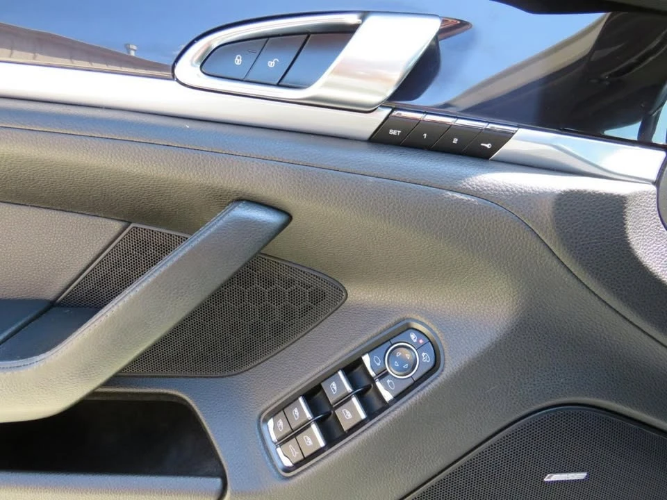 2015 Porsche 970 Panamera - Image 19 of 20