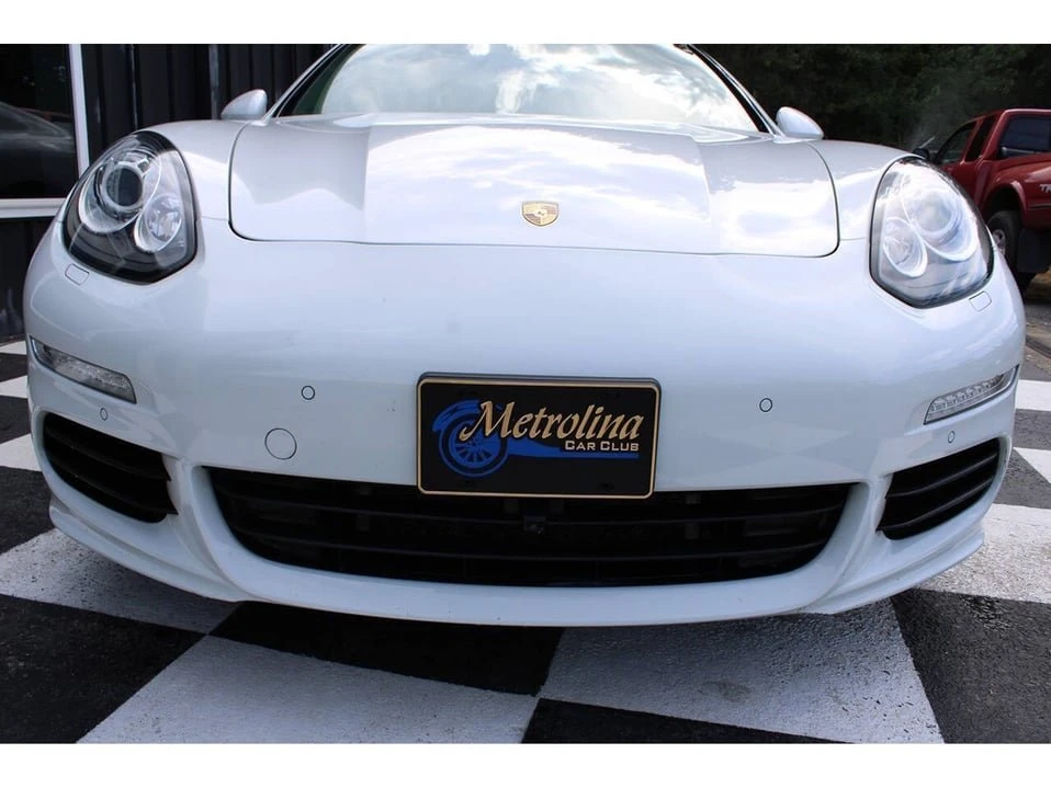 2015 Porsche Panamera - Image 13 of 20
