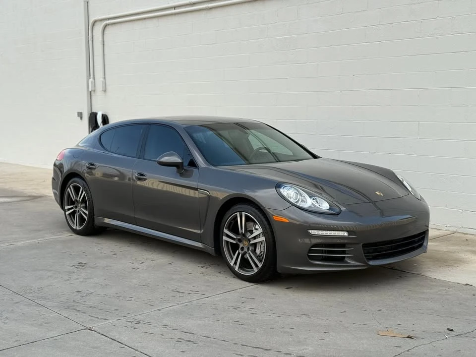 2015 Porsche 970 Panamera - Image 9 of 20