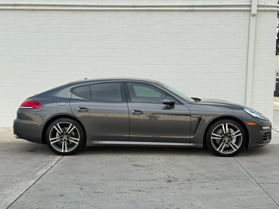 2015 Porsche 970 Panamera - Image 8 of 20