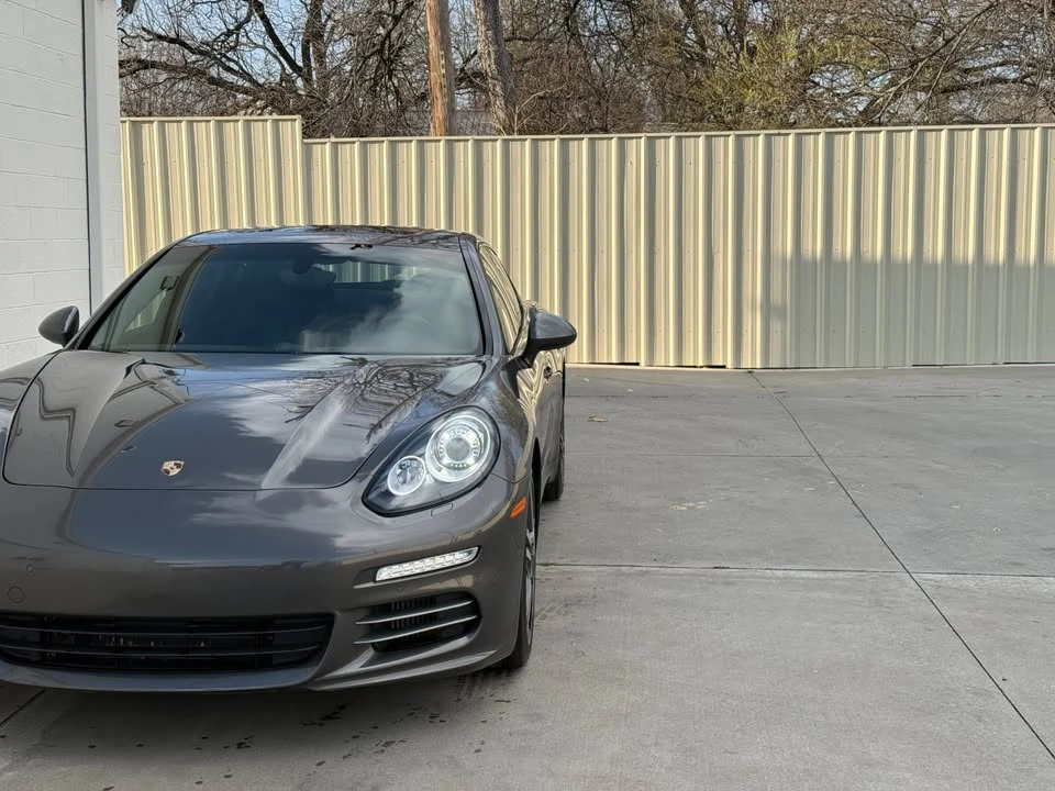 2015 Porsche 970 Panamera - Image 11 of 20