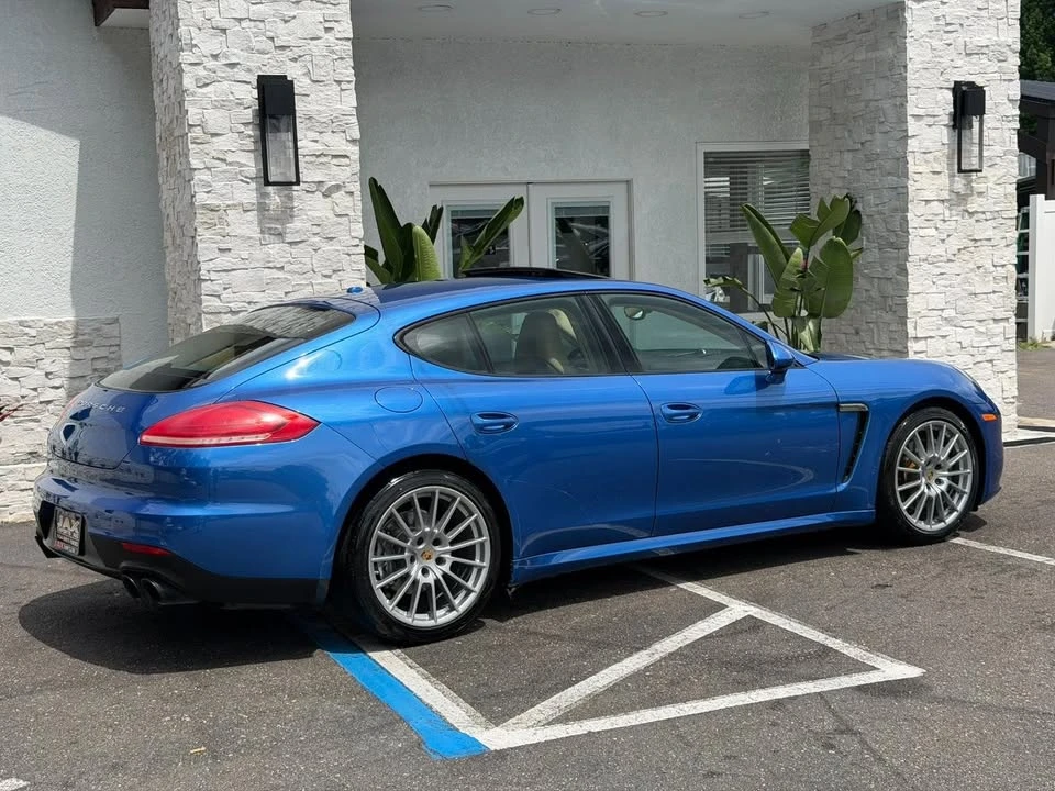 2015 Porsche 970 Panamera - Image 16 of 20