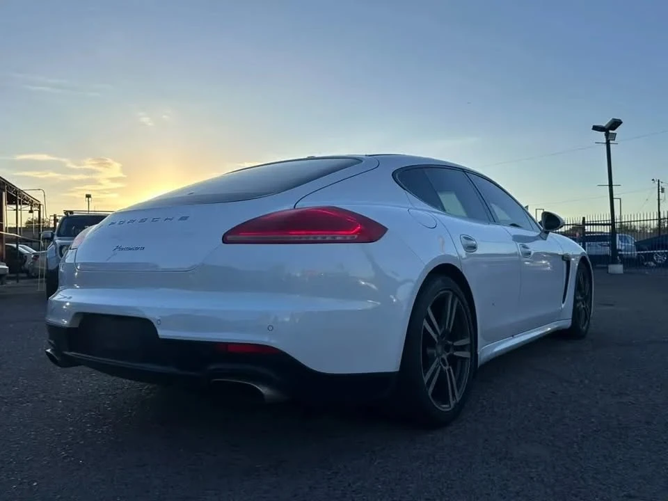2015 Porsche 970 Panamera - Image 3 of 10