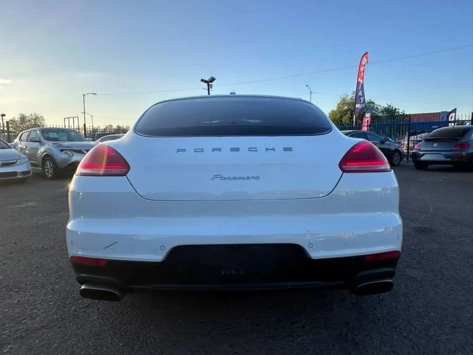 2015 Porsche 970 Panamera - Image 5 of 10