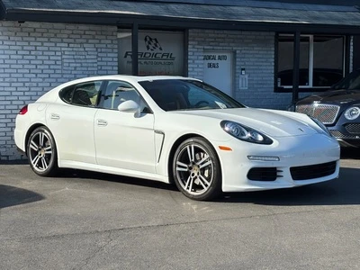 2015 Porsche 970 Panamera S - Image 9 of 31