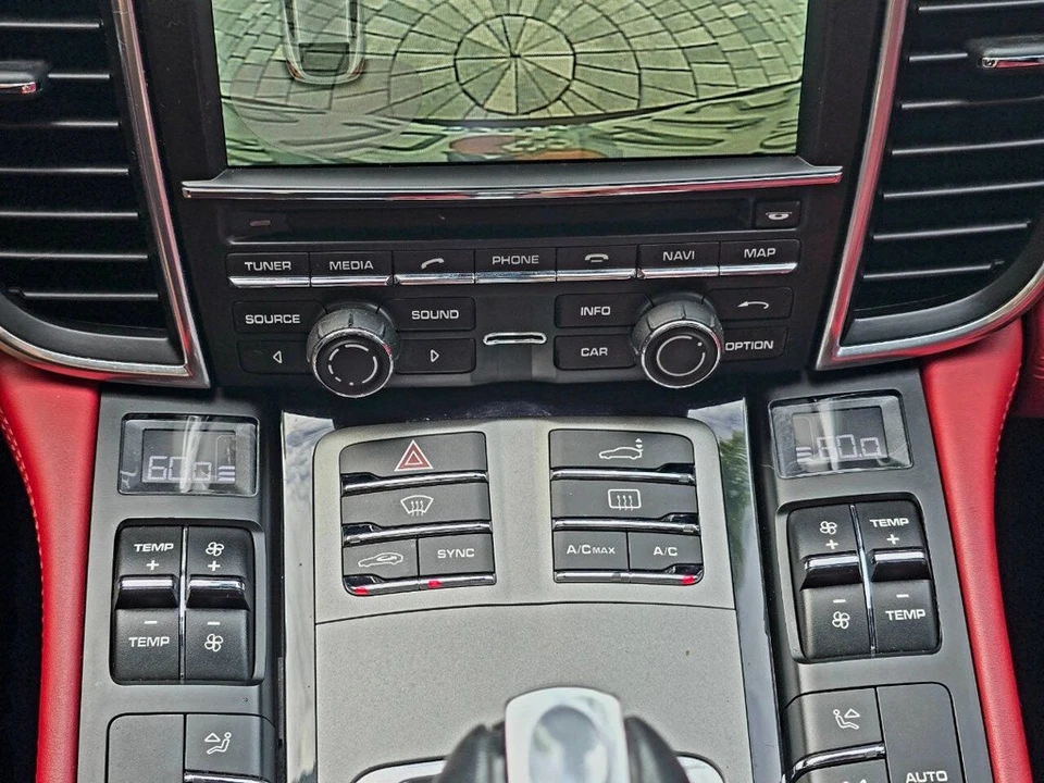 2015 Porsche 970 Panamera S - Image 18 of 21