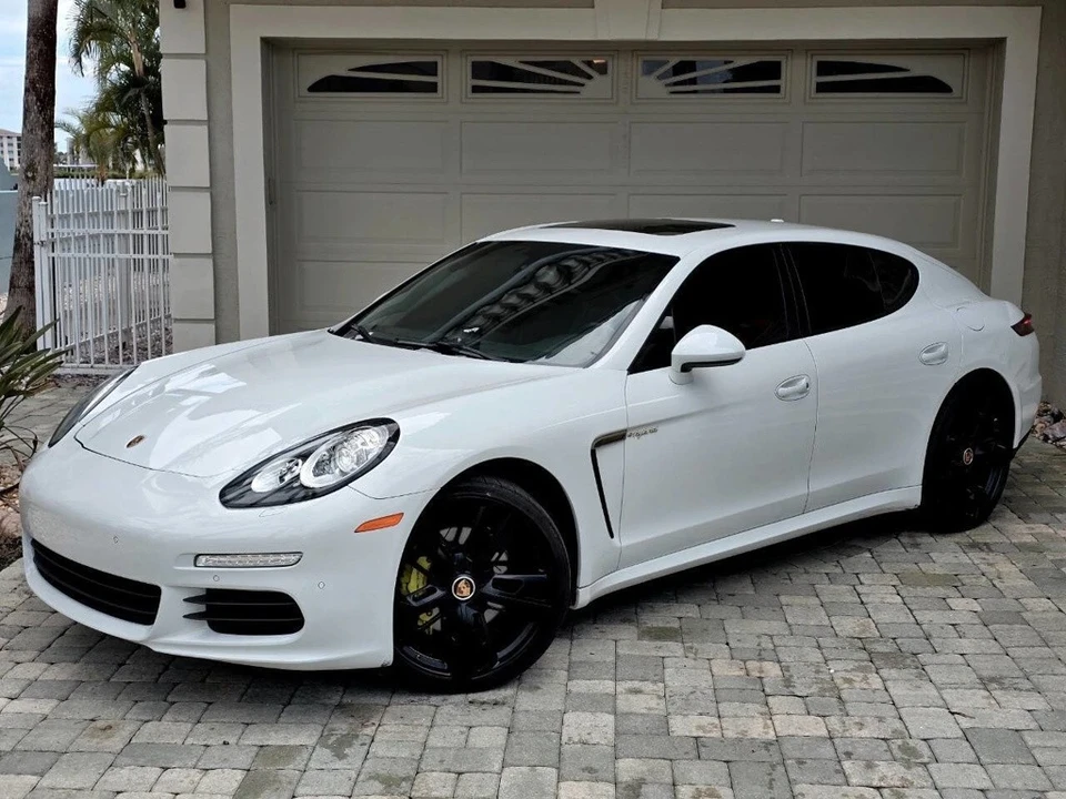 2015 Porsche 970 Panamera S - Image 5 of 21