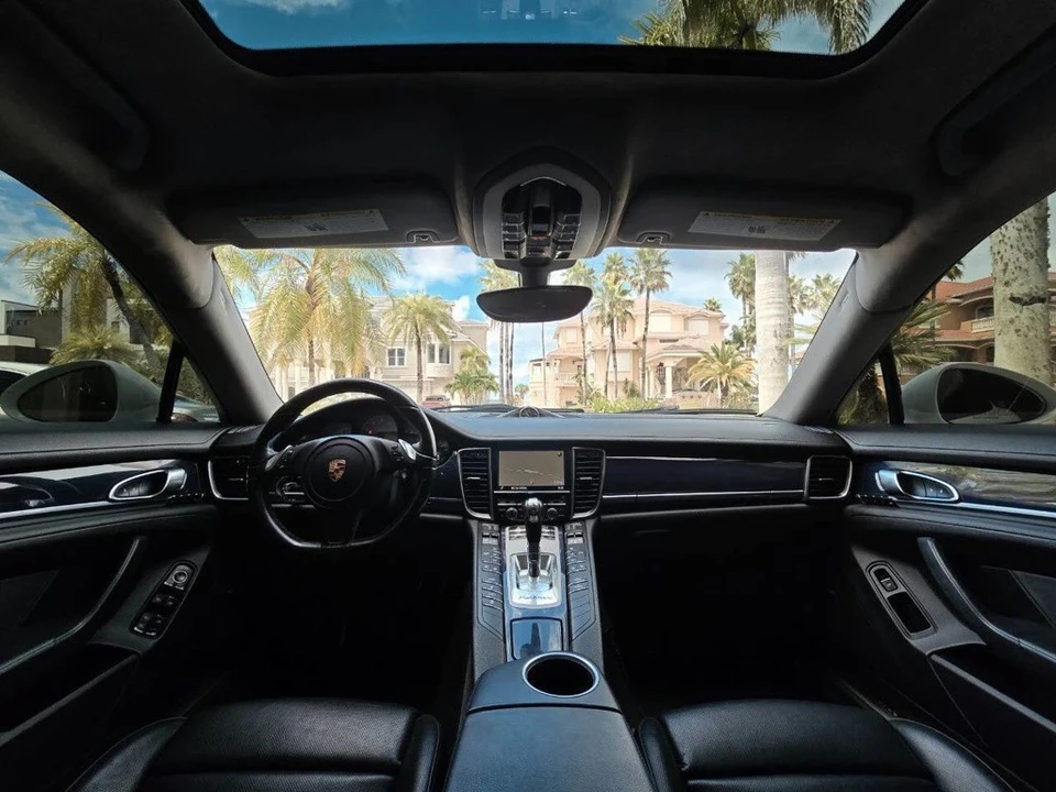 2015 Porsche 970 Panamera S - Image 14 of 21