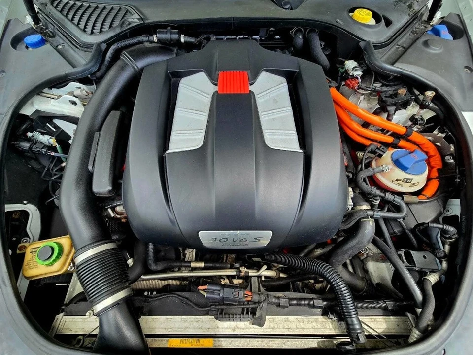 2015 Porsche 970 Panamera S - Image 11 of 21