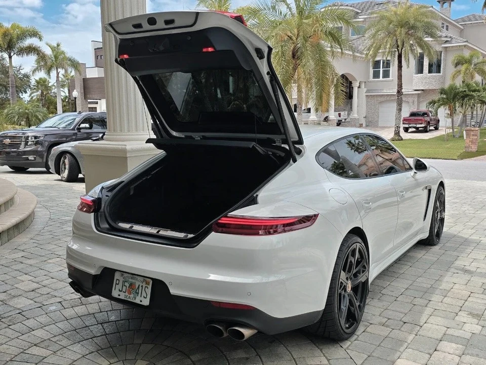 2015 Porsche 970 Panamera S - Image 12 of 21