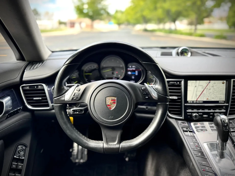 2015 Porsche 970 Panamera S - Image 6 of 31