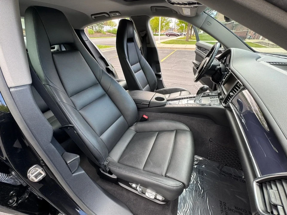 2015 Porsche 970 Panamera S - Image 13 of 31