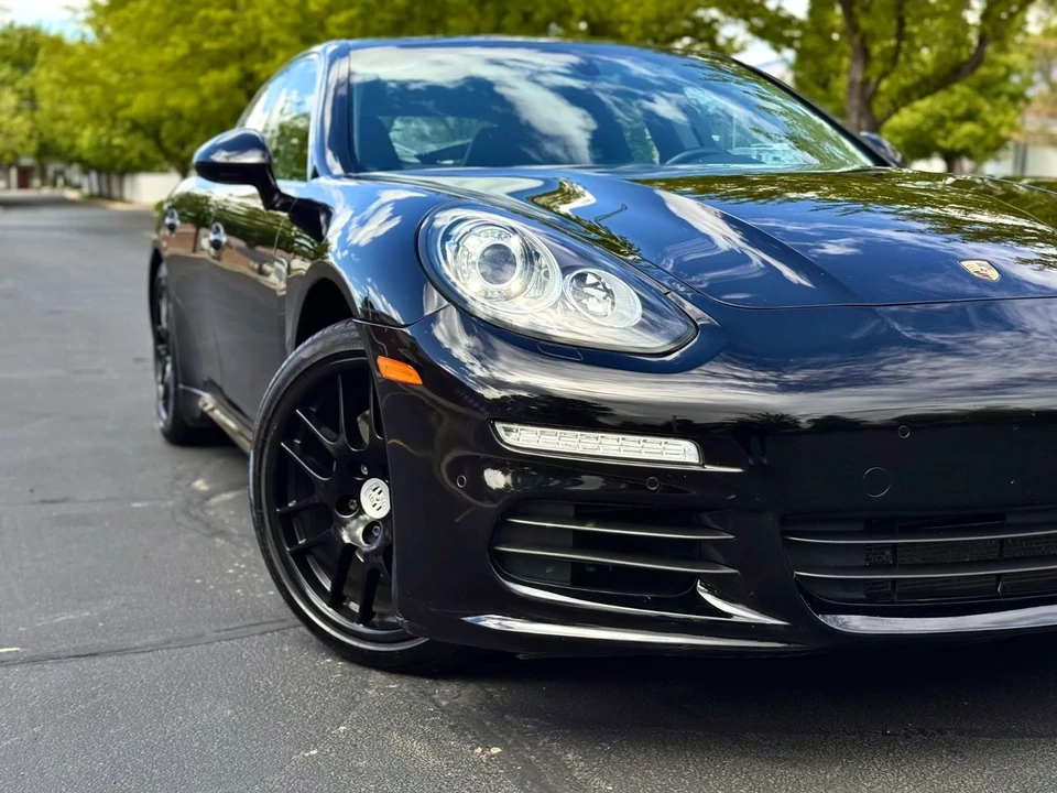 2015 Porsche 970 Panamera S - Image 14 of 31