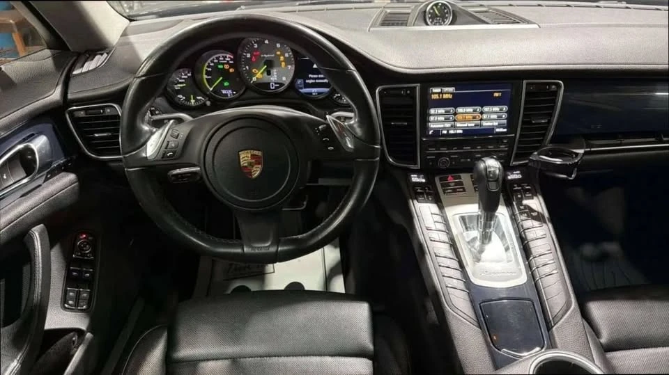 2015 Porsche 970 Panamera S - Image 9 of 20