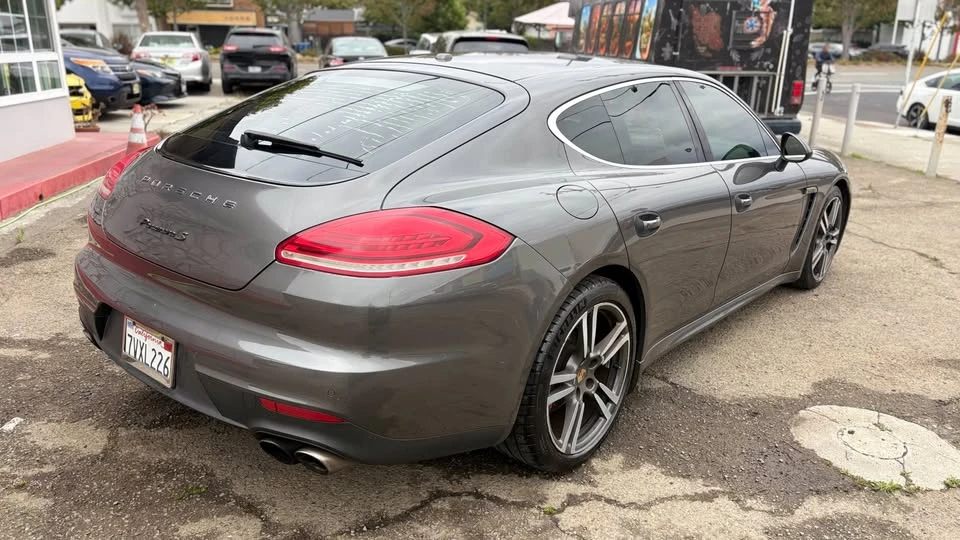 2015 Porsche 970 Panamera S - Image 5 of 17