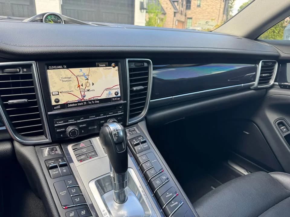 2015 Porsche 970 Panamera S - Image 12 of 18