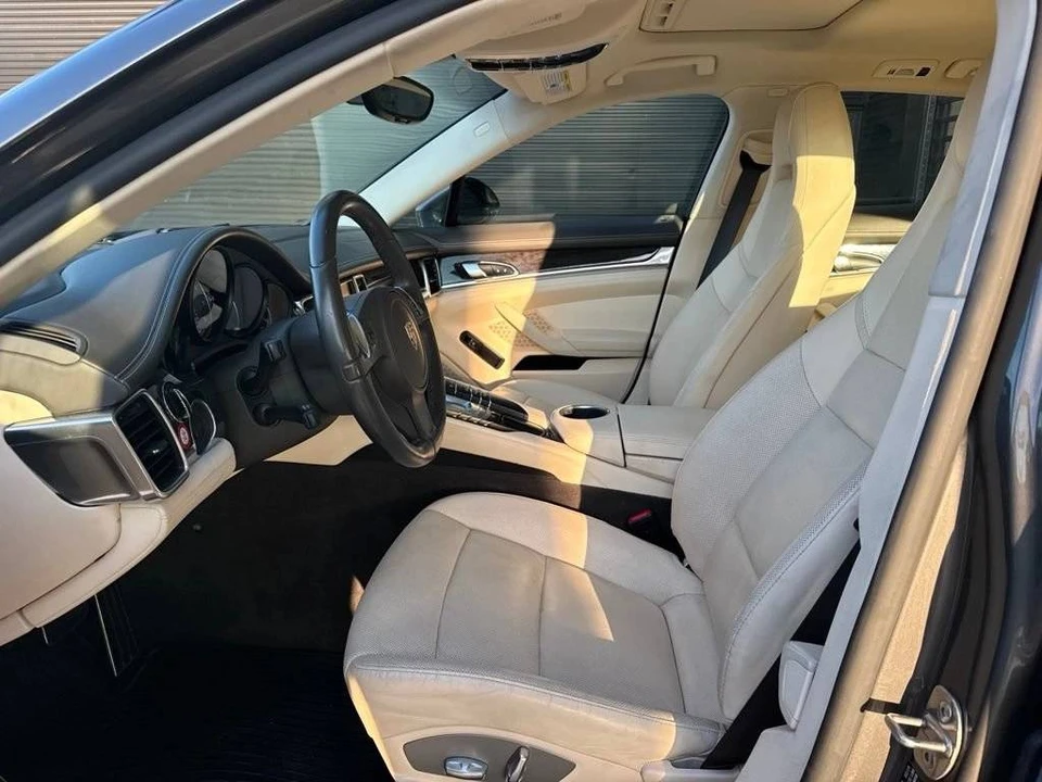 2015 Porsche 970 Panamera S - Image 5 of 5
