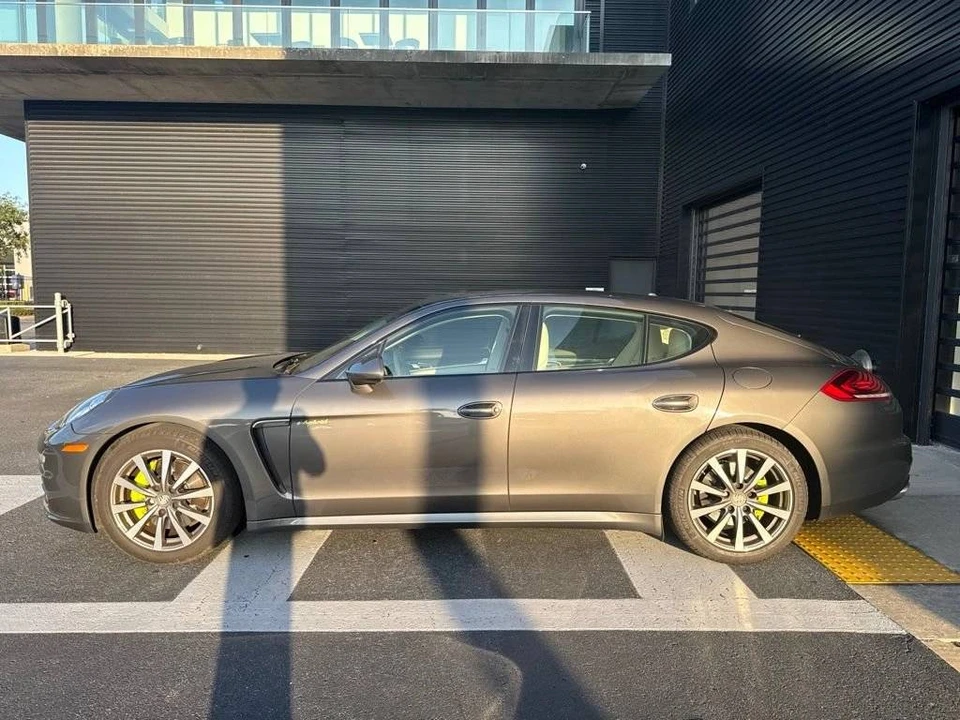 2015 Porsche 970 Panamera S - Image 2 of 5