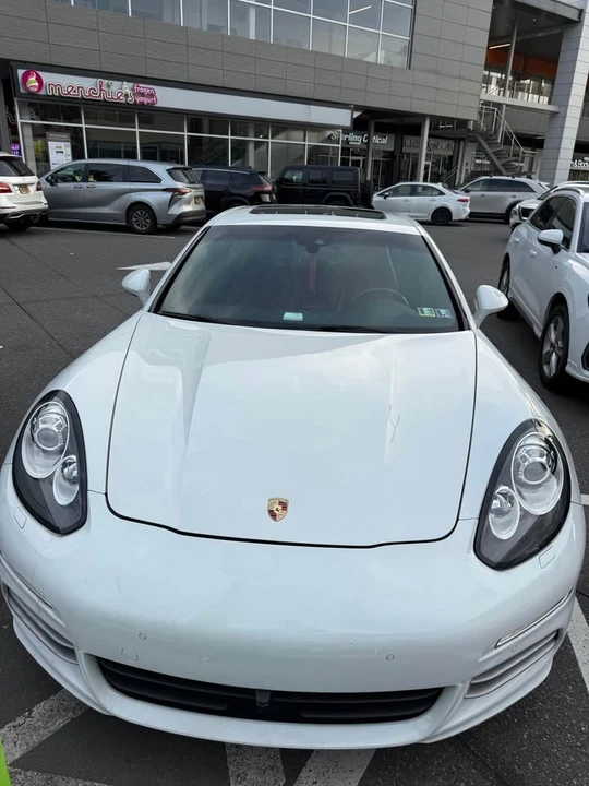 2015 Porsche 970 Panamera - Image 2 of 7