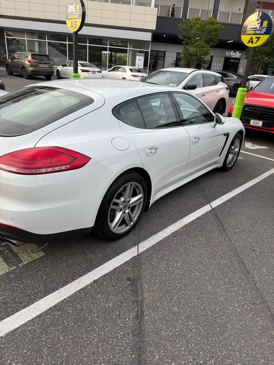 2015 Porsche 970 Panamera - Image 3 of 7