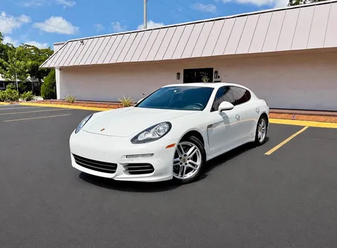 2015 Porsche Panamera Sedan 4D