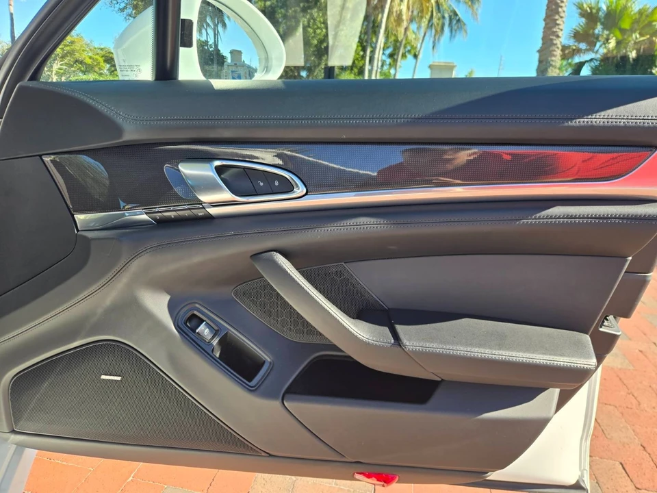 2015 Porsche 970 Panamera Turbo - Image 20 of 21