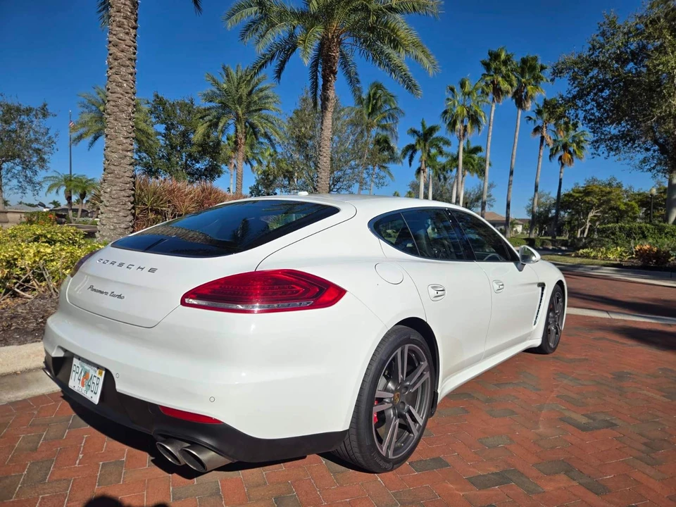2015 Porsche 970 Panamera Turbo - Image 9 of 21