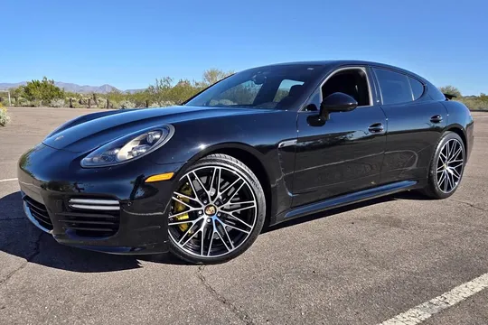 2015 Porsche Panamera Turbo S