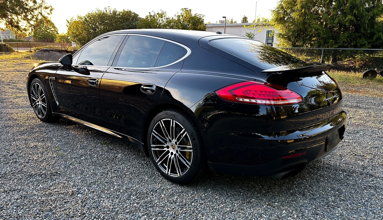 2015 Porsche 970 Panamera Turbo S - Image 6 of 31