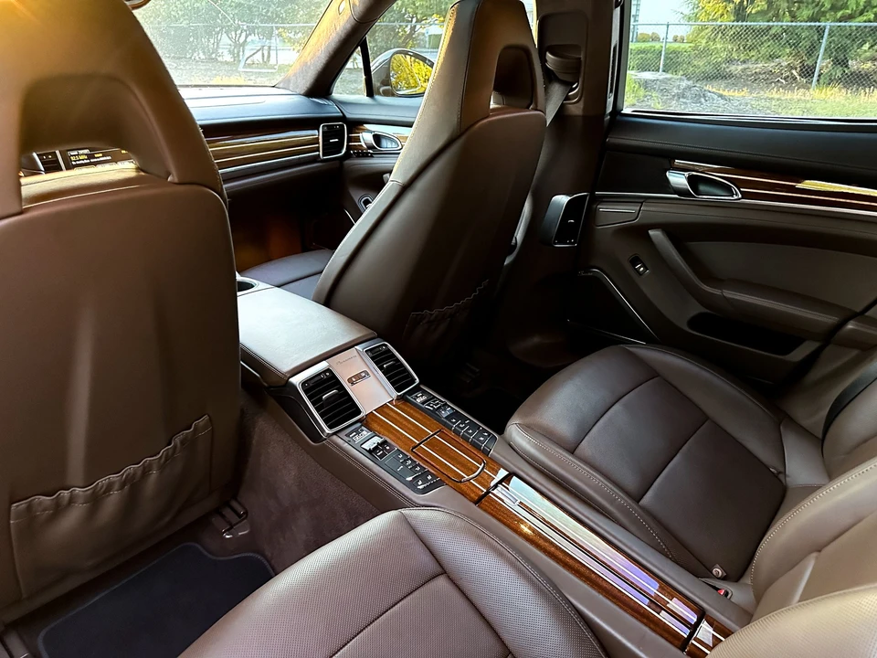 2015 Porsche 970 Panamera Turbo S - Image 24 of 31
