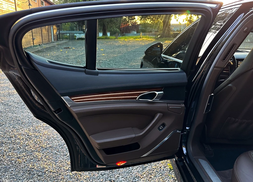 2015 Porsche 970 Panamera Turbo S - Image 27 of 31