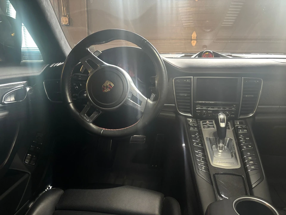 2015 Porsche 970 Panamera Turbo S - Image 9 of 19