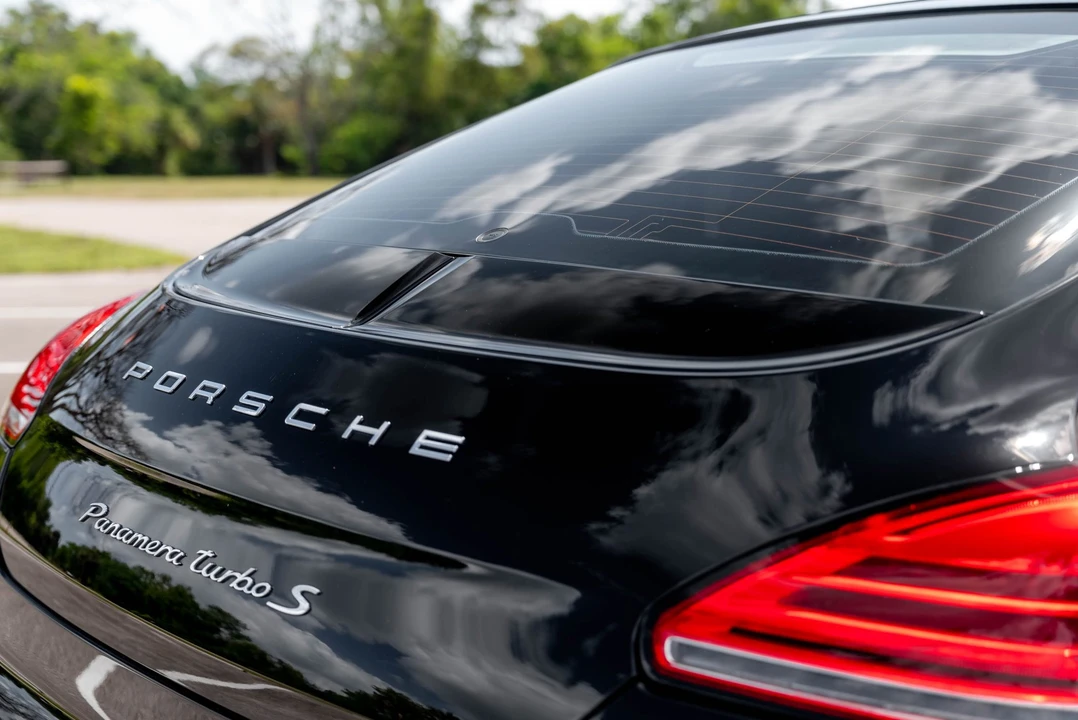 2015 Porsche 970 Panamera Turbo - Image 20 of 31