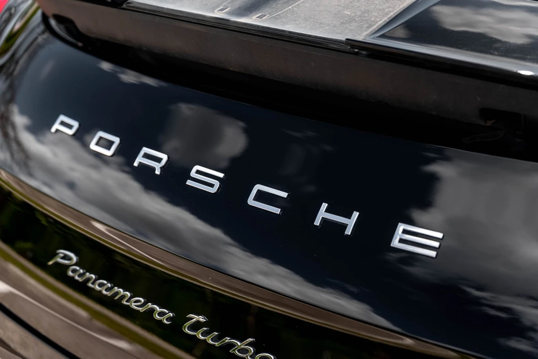2015 Porsche 970 Panamera Turbo - Image 28 of 31