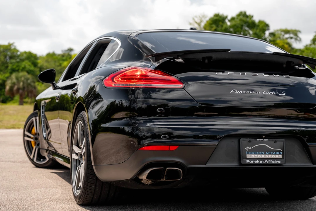2015 Porsche 970 Panamera Turbo - Image 18 of 31