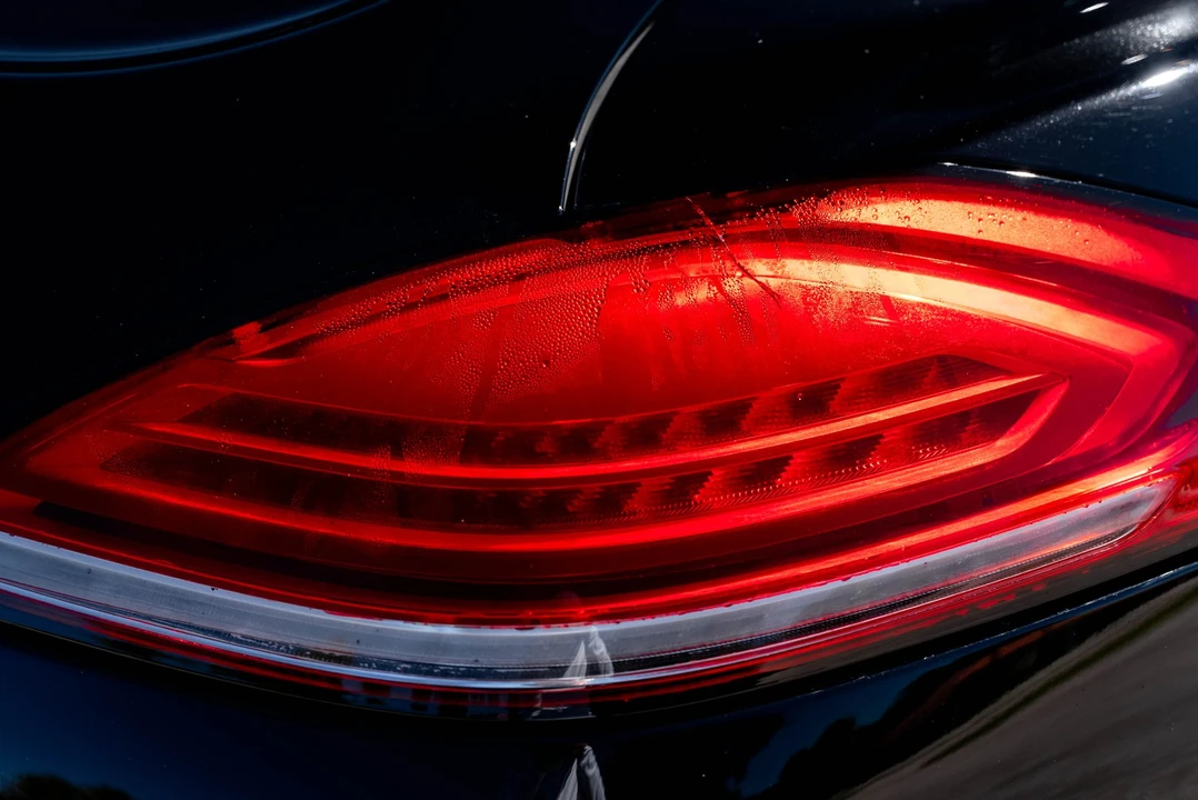 2015 Porsche 970 Panamera Turbo - Image 22 of 31