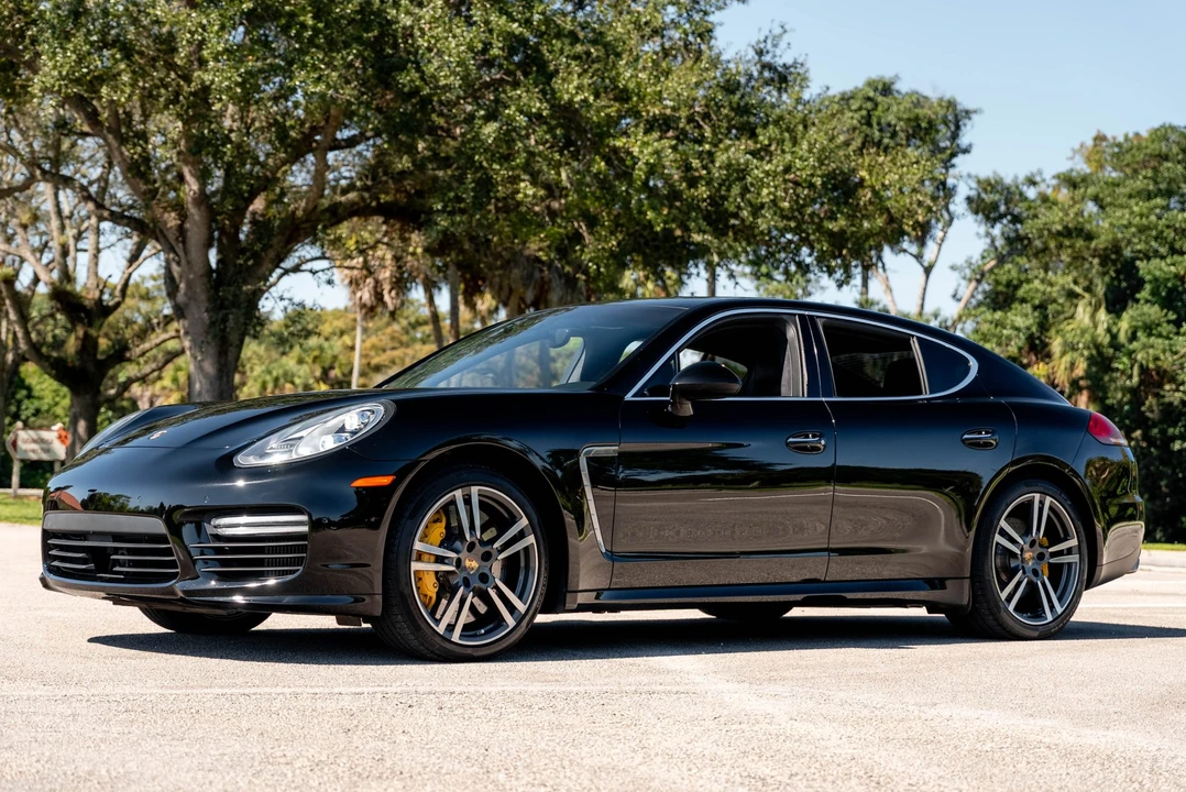 2015 Porsche 970 Panamera Turbo - Image 2 of 31