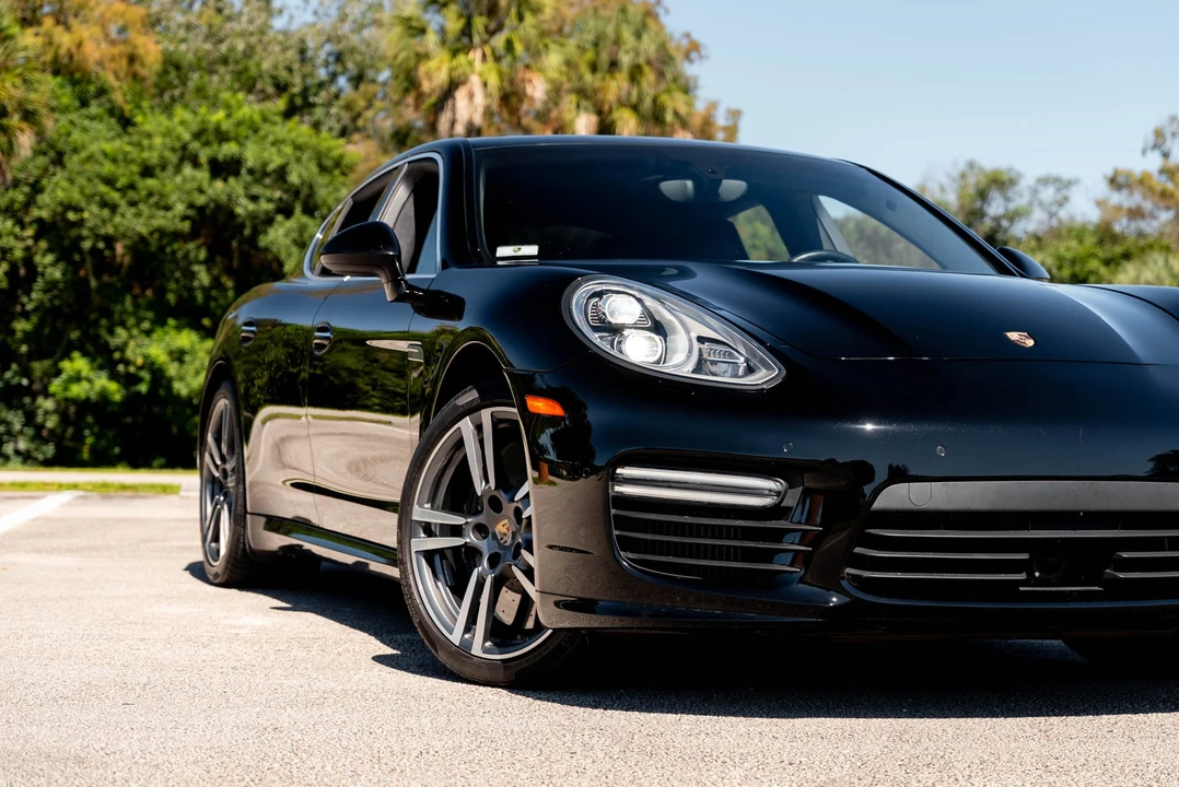 2015 Porsche 970 Panamera Turbo - Image 15 of 31